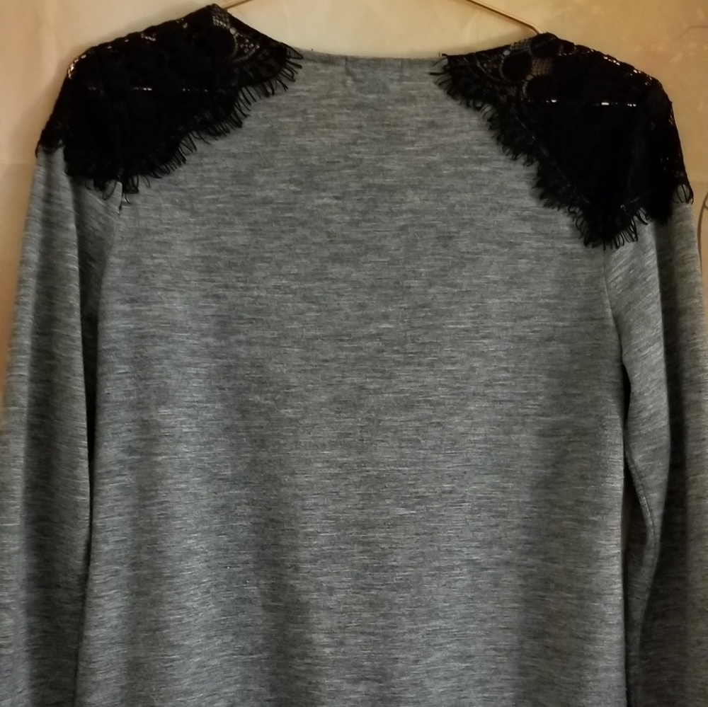 Old Navy Long Sleeves  Top - Picture 5 of 7